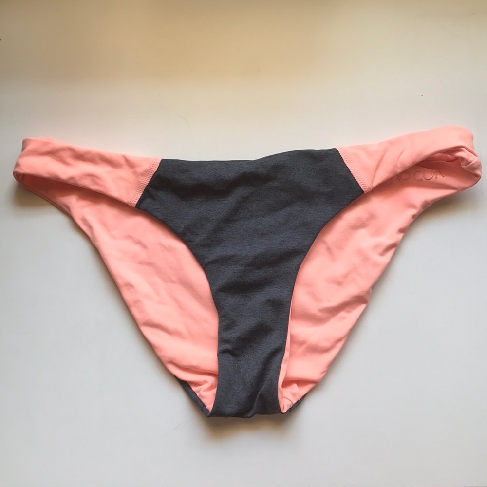 Rip Curl Mirage reversible bikini bottoms, size M